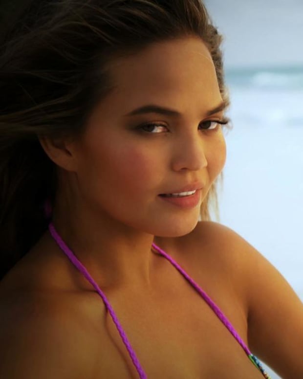 Did Chrissy Tweet That? IMAGE